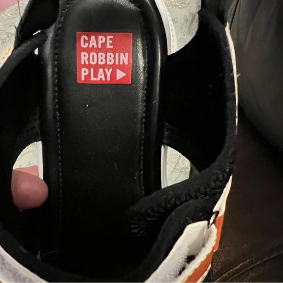 Cape Robbin Plugged In Platform Sandals - Picture 5 of 6